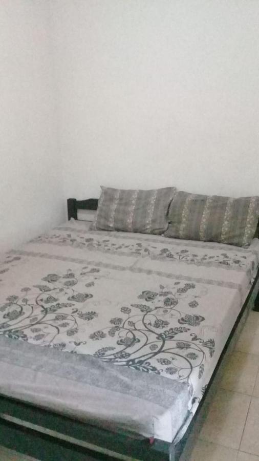 Kost Backpacker Hotel Сидоарджо Екстериор снимка