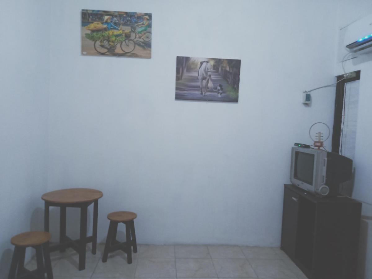 Kost Backpacker Hotel Сидоарджо Екстериор снимка