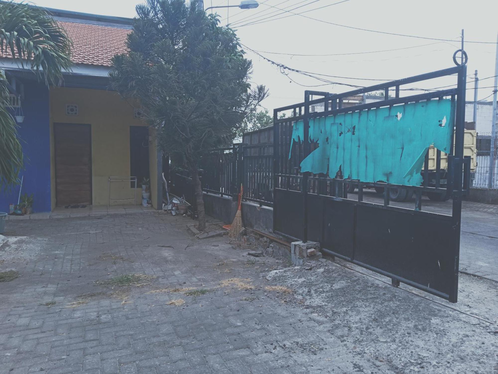 Kost Backpacker Hotel Сидоарджо Екстериор снимка