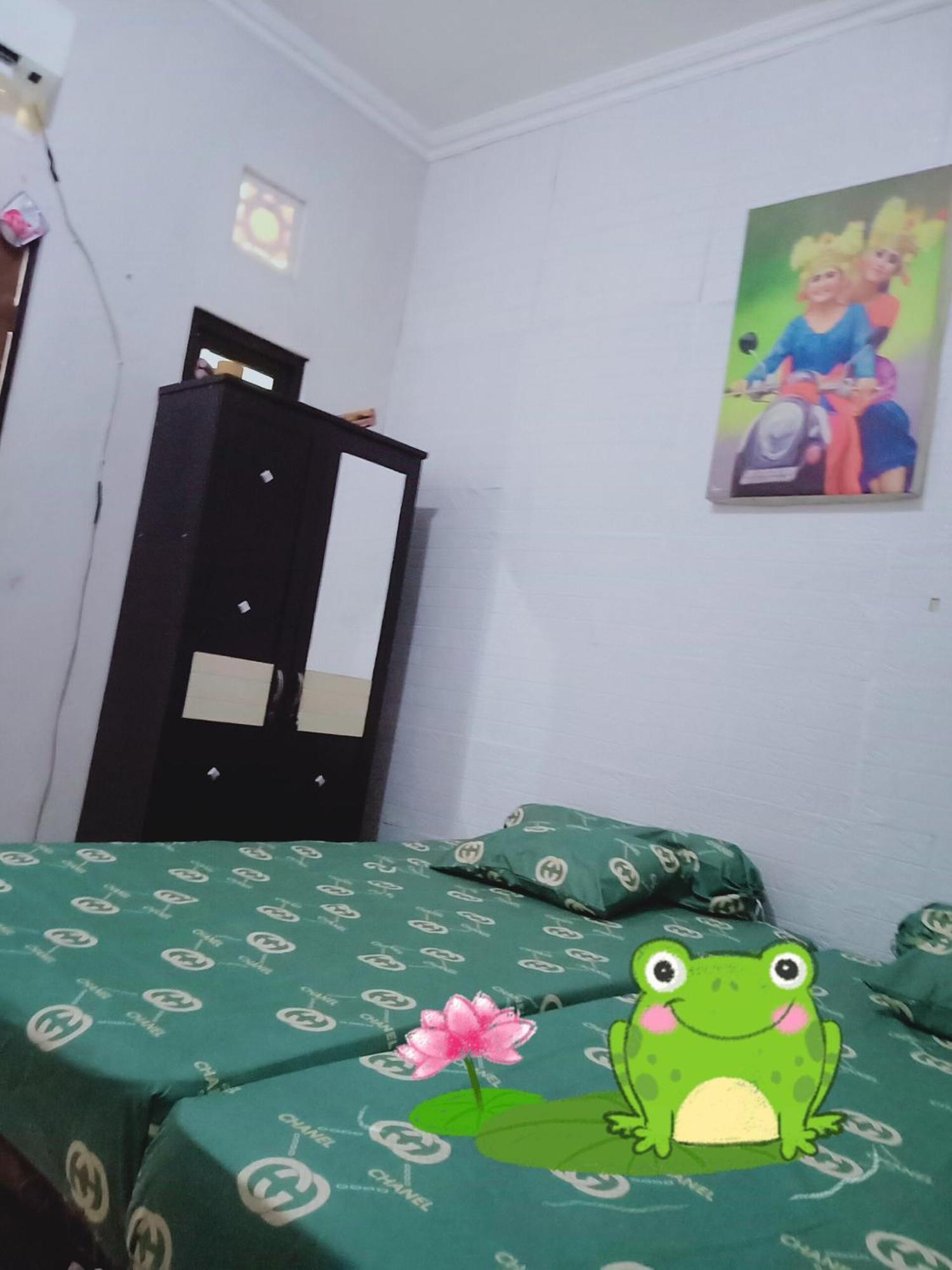 Kost Backpacker Hotel Сидоарджо Екстериор снимка