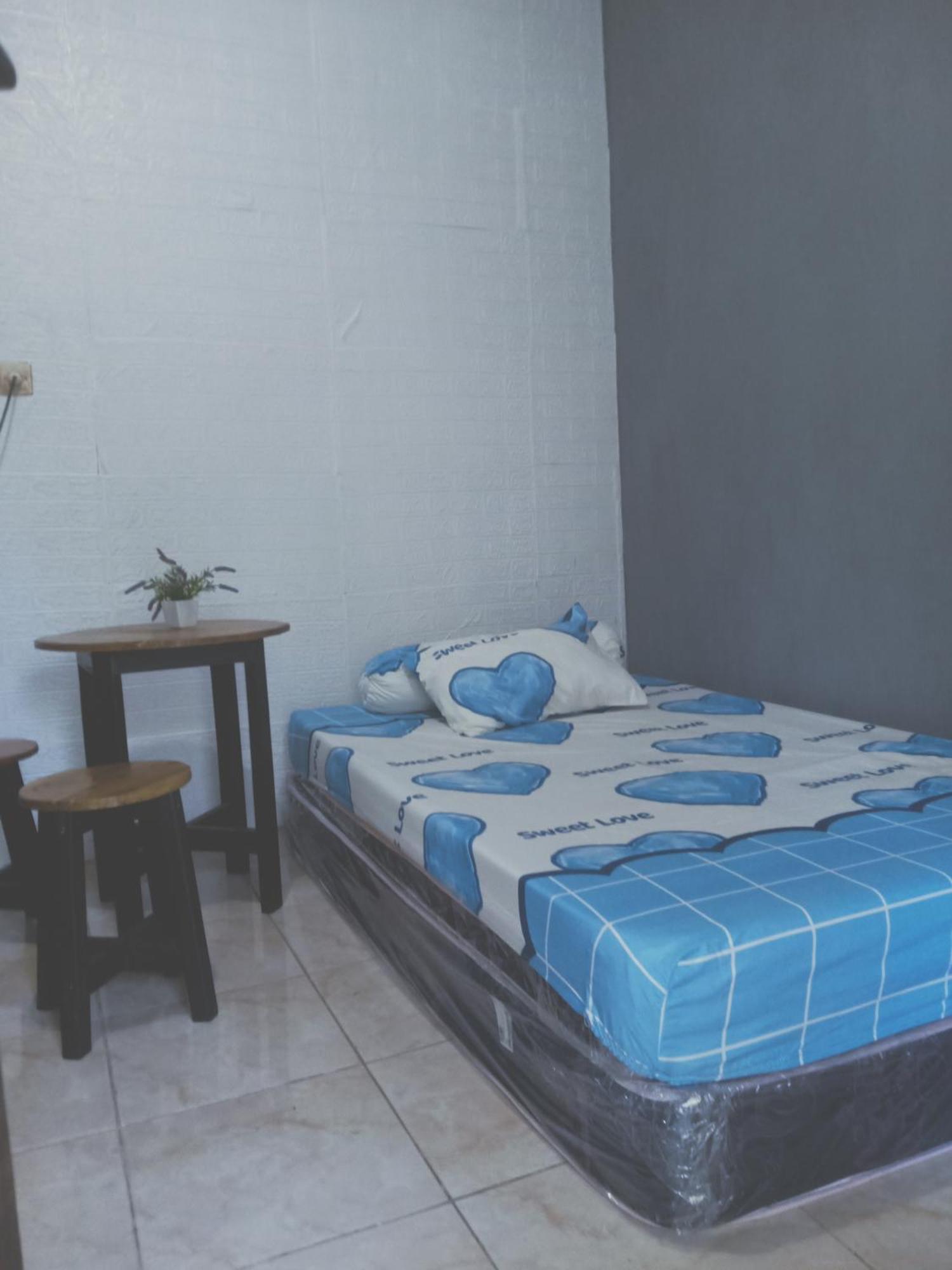 Kost Backpacker Hotel Сидоарджо Екстериор снимка